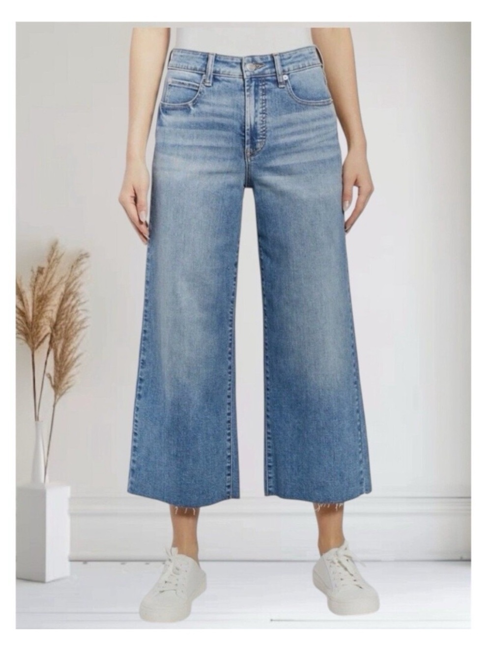 OAT New York Women's Light Blue Wide-Leg High Rise Stretch Crop Jeans